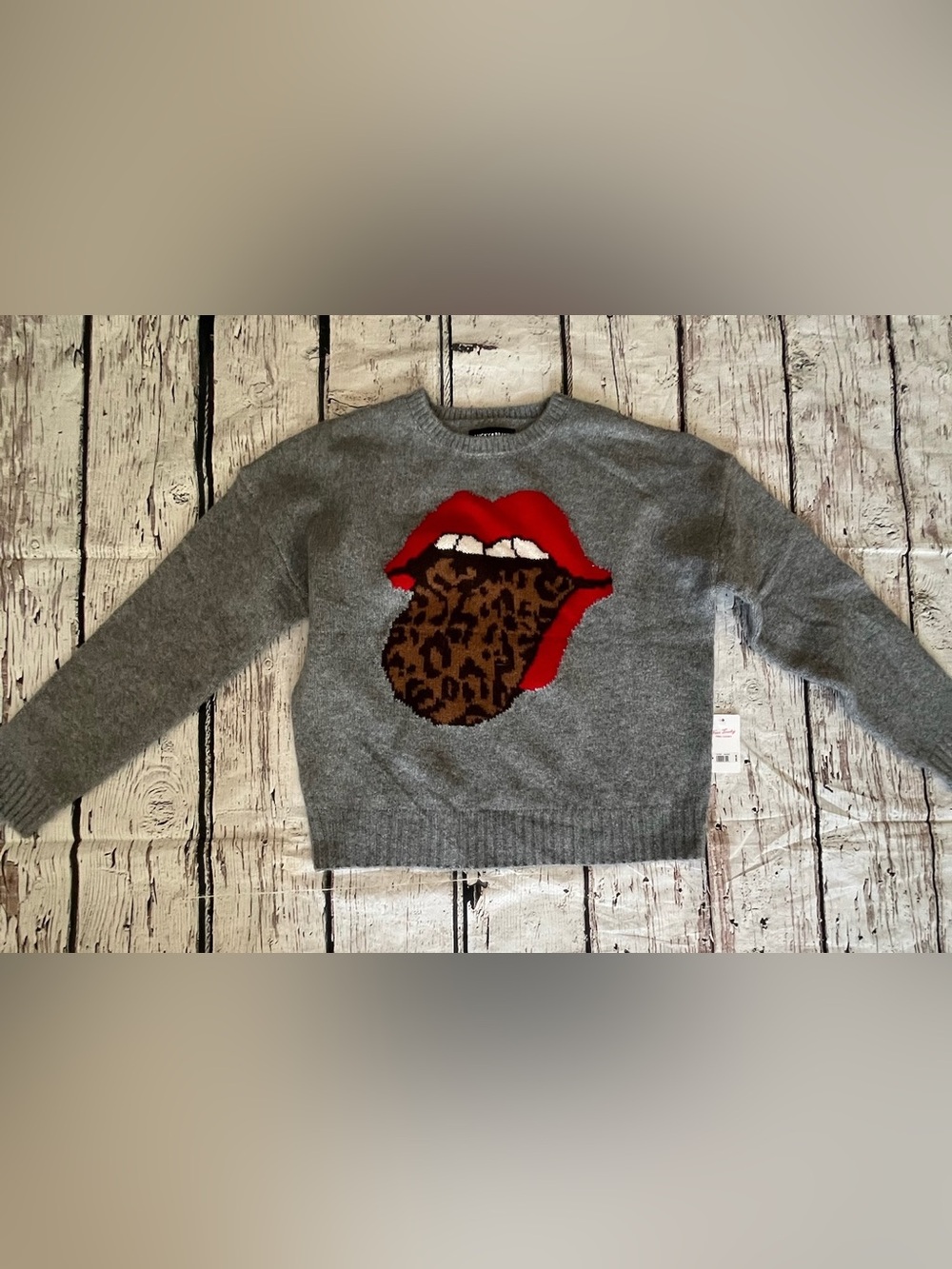 Lucky Brand NWT Women's Grey Sweater with Rolling Stones Graphic